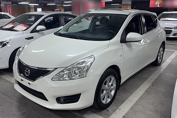 Nissan TIIDA année 2013 - voiture d'occasion