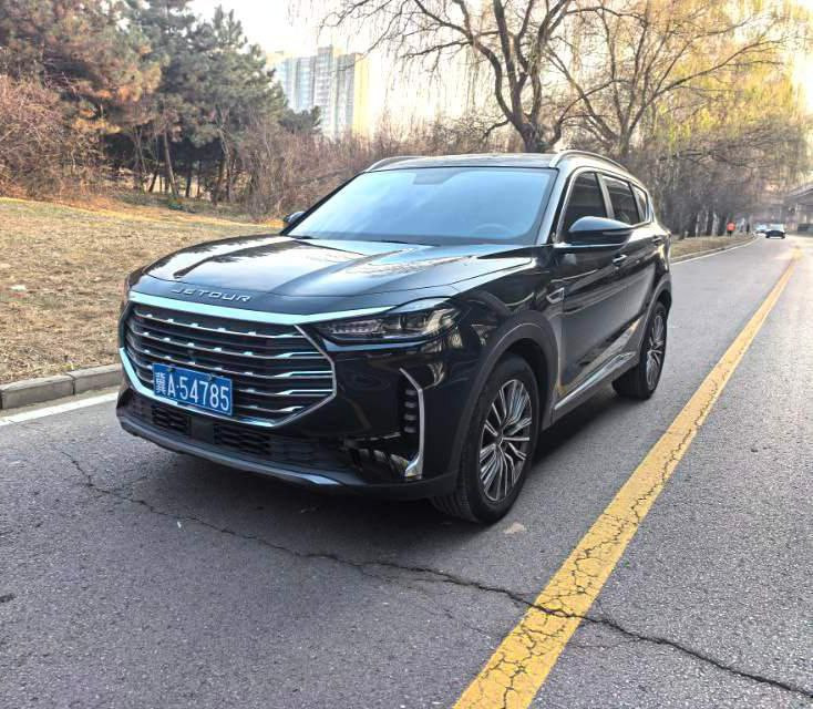 Jetour 2023 X70 1.5T Beyond PRO Edition 5 places Automatique  - Voiture d'occasion propre