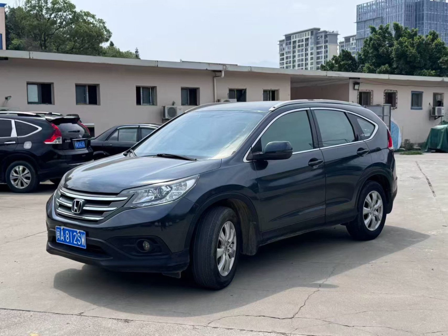 Honda CRV 2.0L automatique de 2013, transmission impeccable, châssis robuste, garde au sol élevée et intérieur spacieux, 29 800 RMB (paiement comptant uniquement).