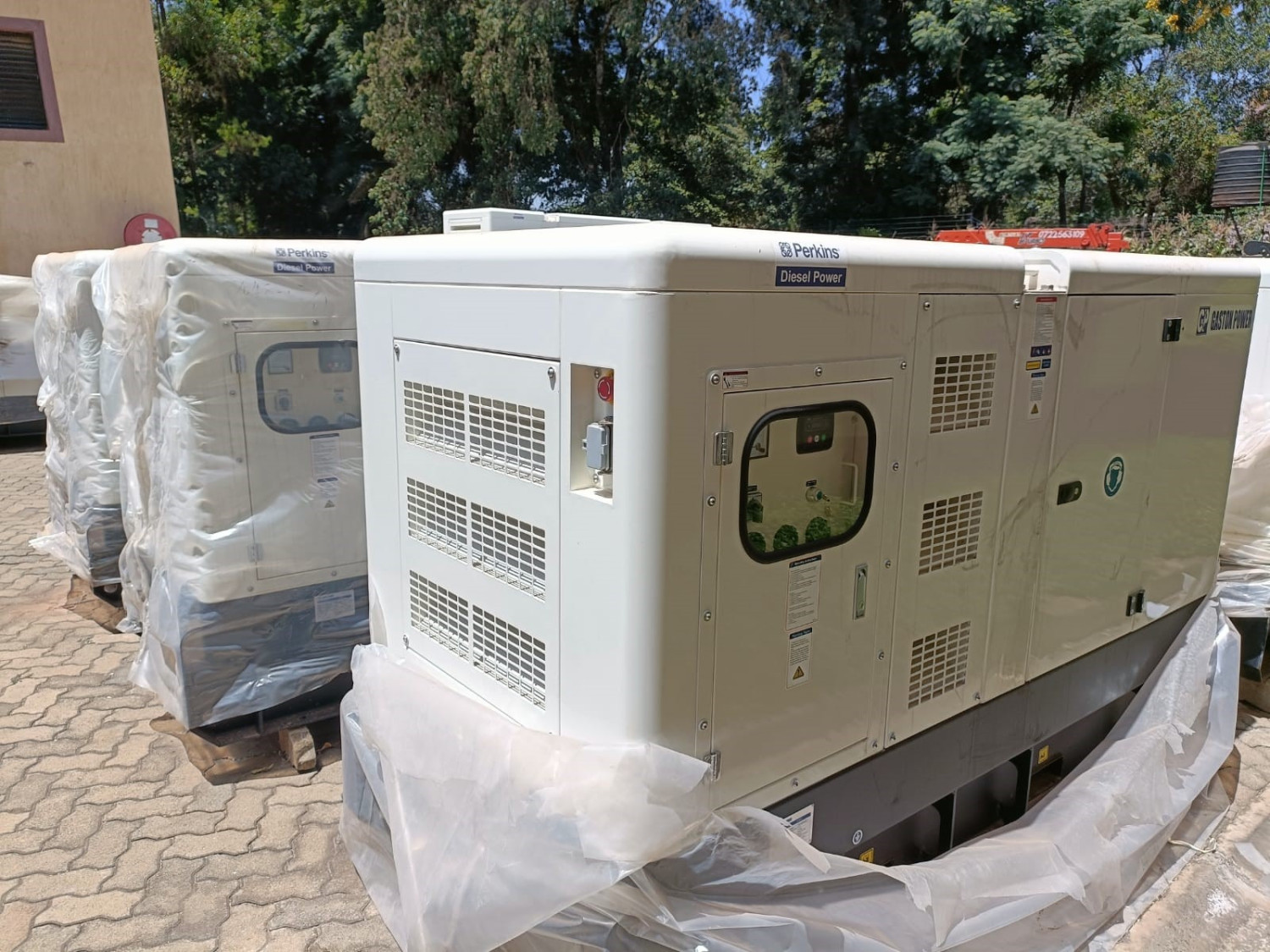 Groupe Électrogène Diesel Perkins 20kVA – Puissance Fiable et Continue - Appareil tout neuf et performant